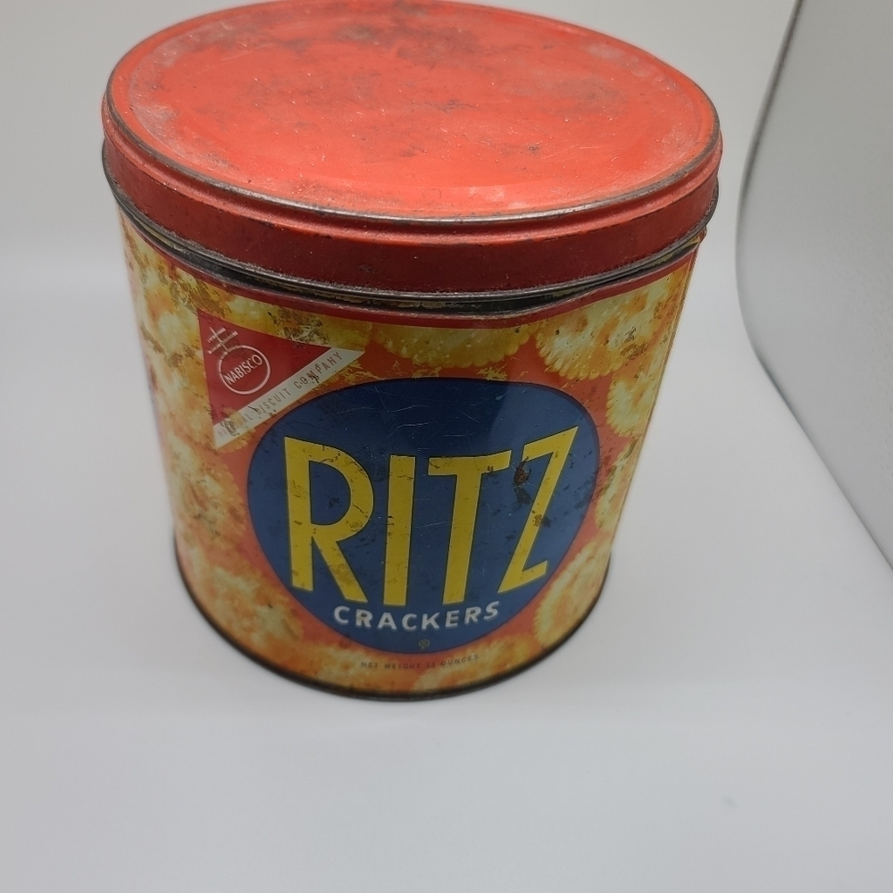 Vintage Ritz Cracker tin with lid